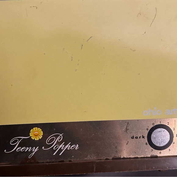 Vintage Teeny Popper toaster oven - Picture 6 of 6